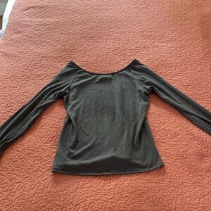 Gilli Dark Gray Off-Shoulder Blouse